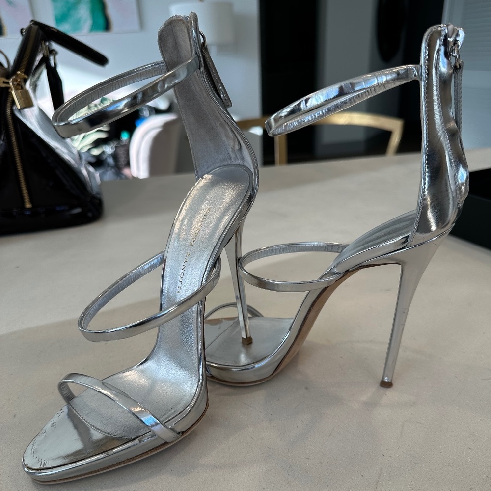 Sexy Silver Giuseppe Heels